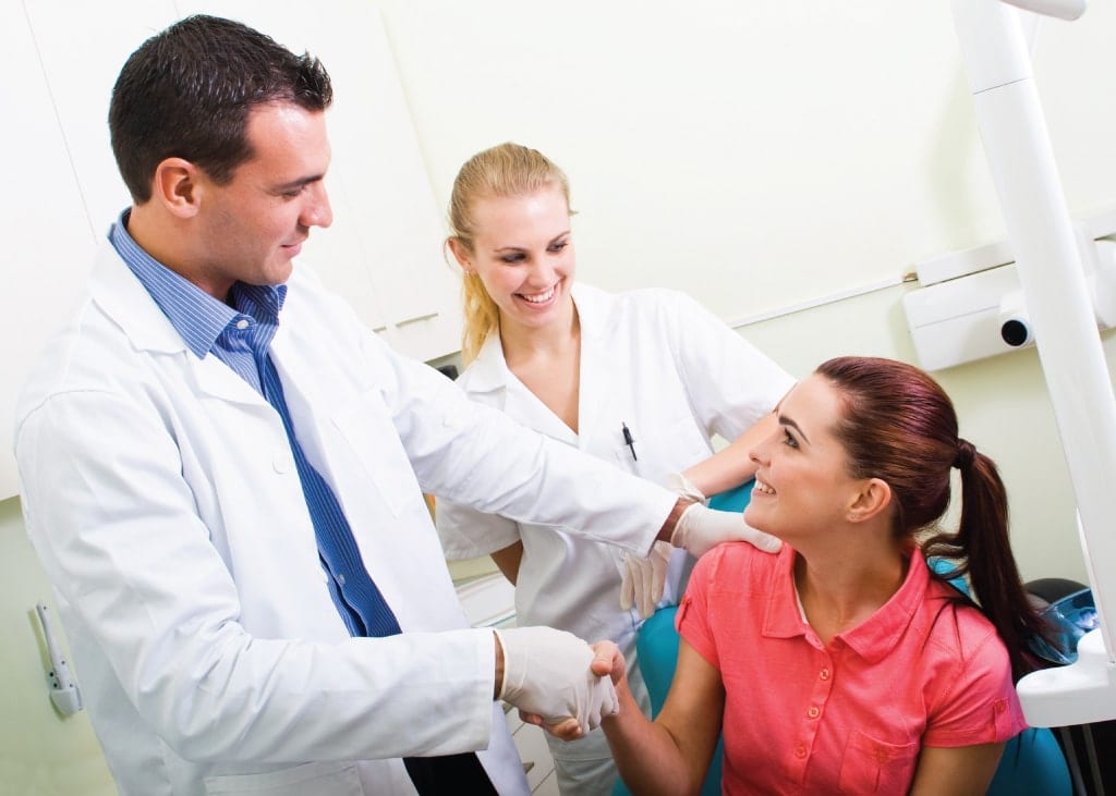 Dentist Greeting New Patient 1024X731